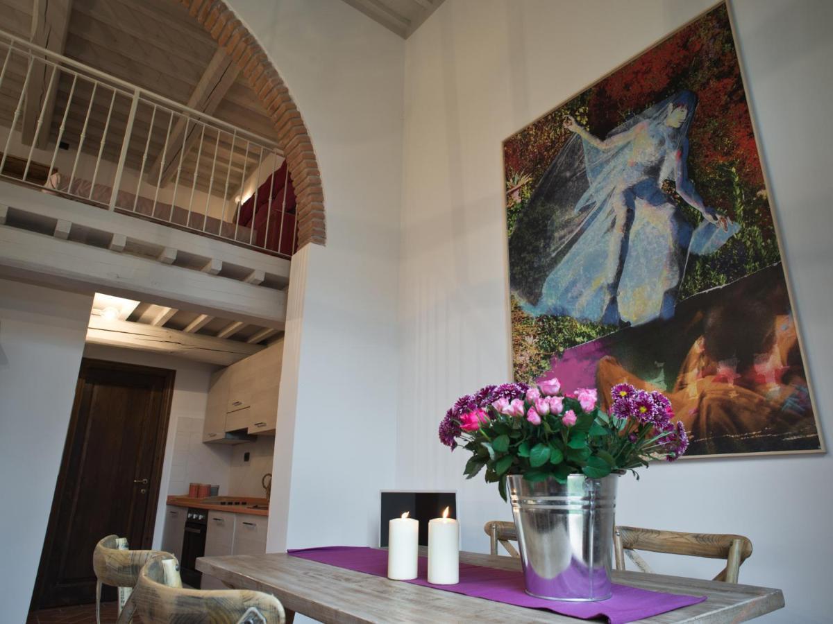 San Ruffino Apartments Lari Eksteriør billede