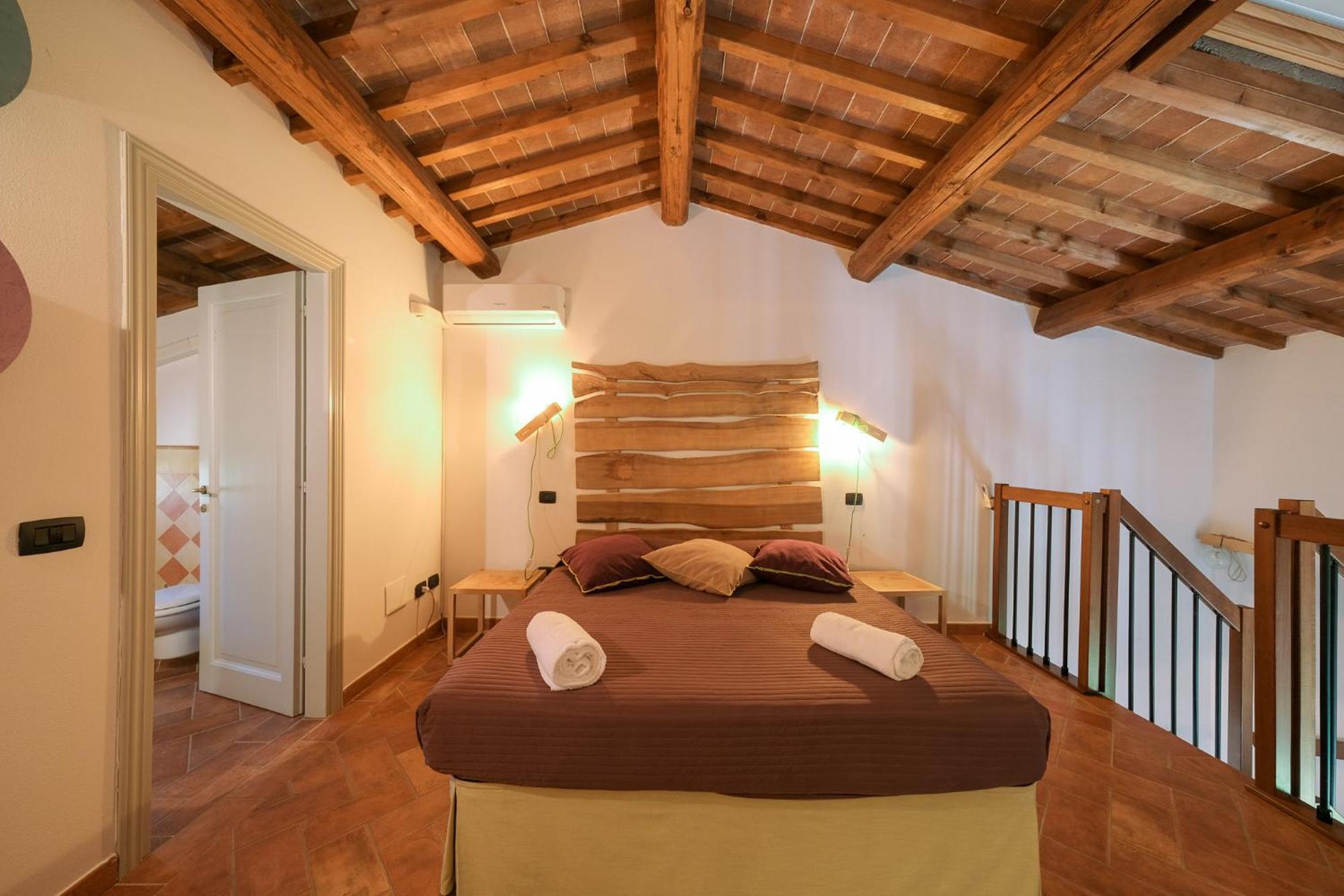 San Ruffino Apartments Lari Eksteriør billede
