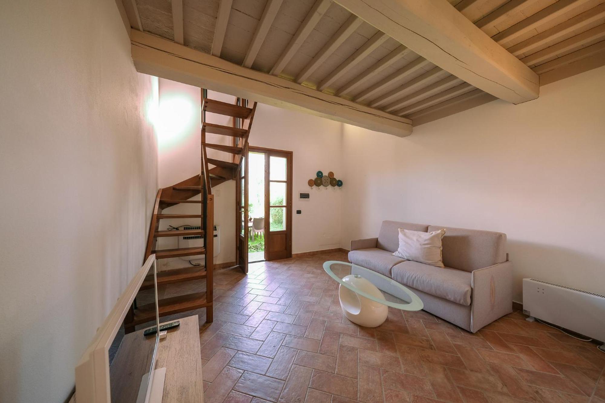 San Ruffino Apartments Lari Eksteriør billede