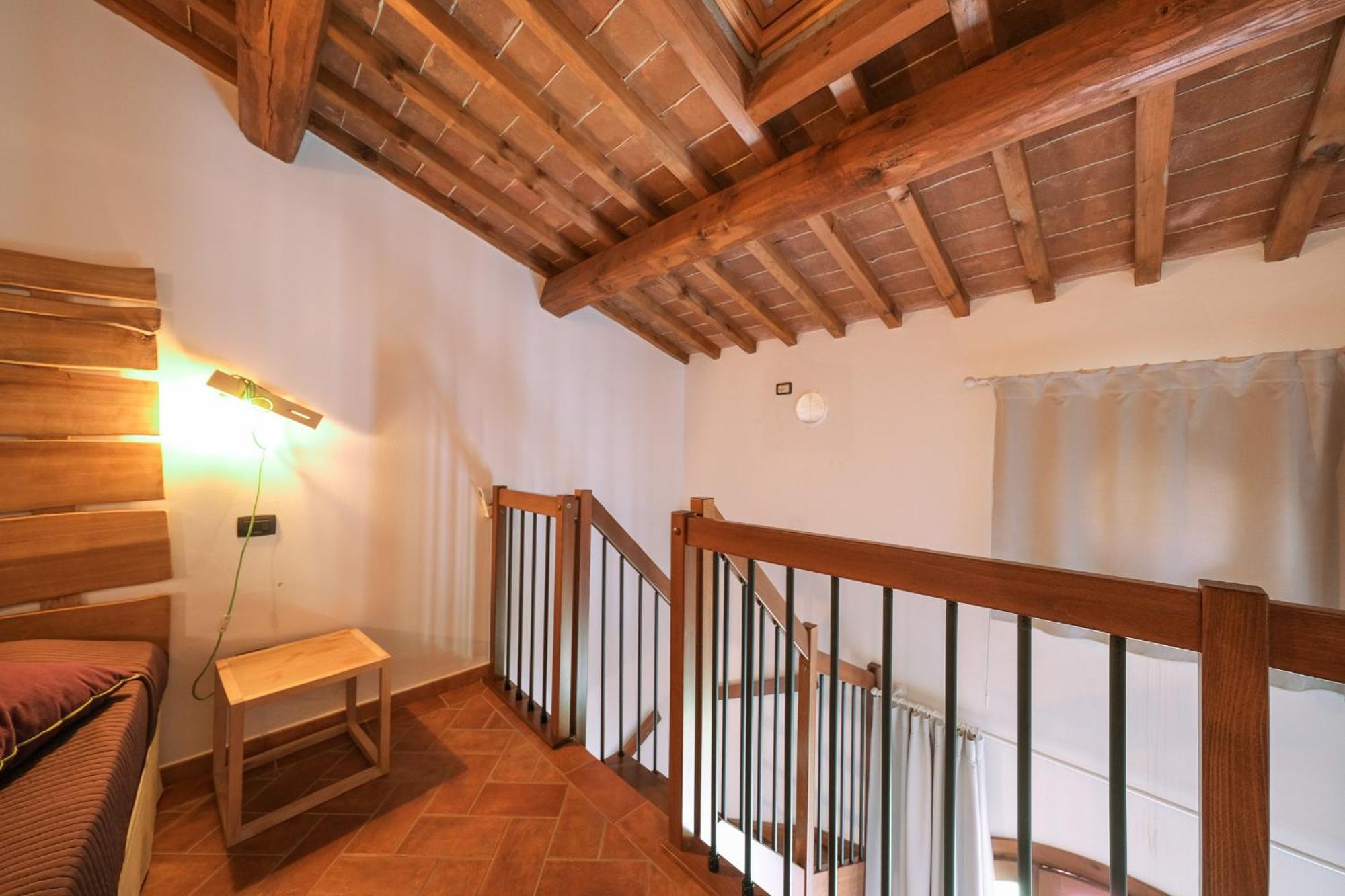 San Ruffino Apartments Lari Eksteriør billede