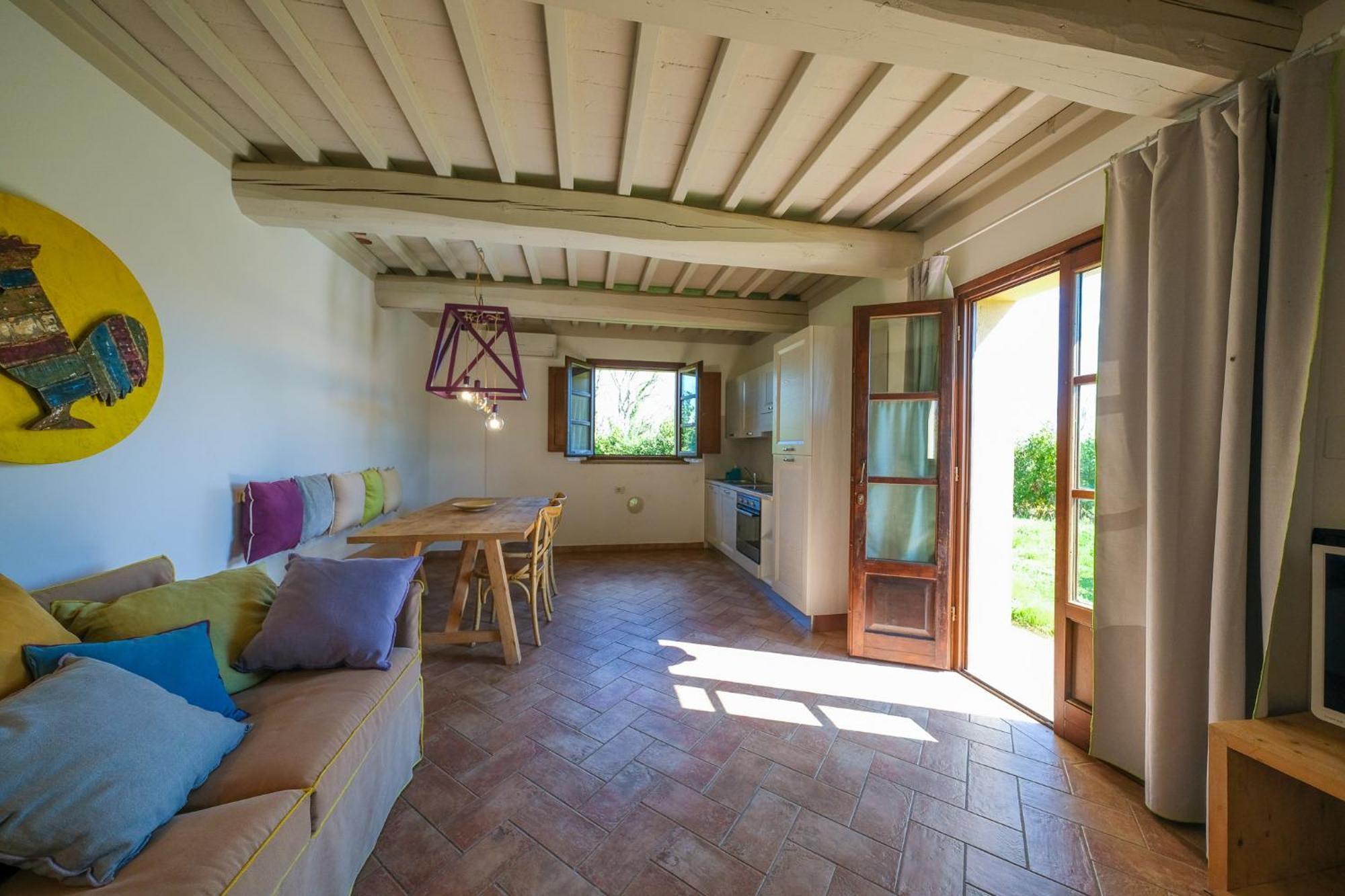 San Ruffino Apartments Lari Eksteriør billede